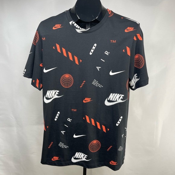 Nike Logo T-Shirt Size M - Picture 1 of 9
